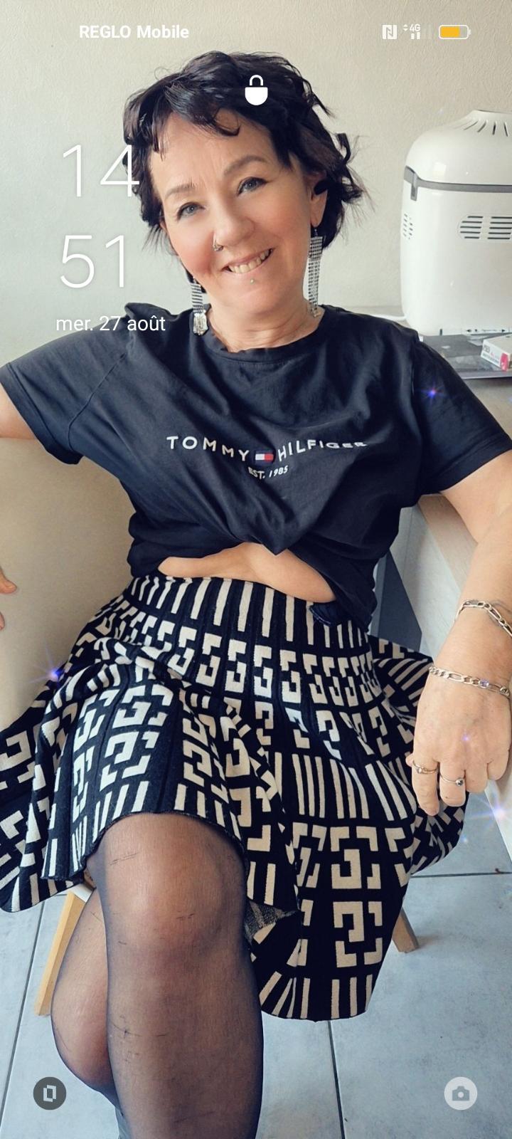 Babylove54 from France