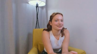 KarenPetross from France