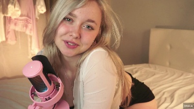KatieGroves from Estonia