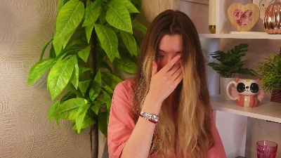 MaryleeElmblad from France