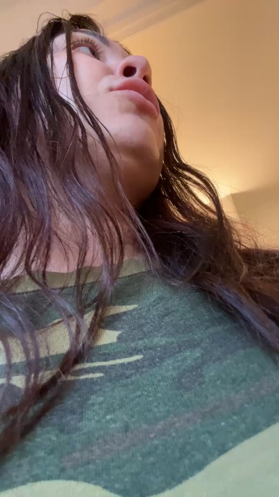 ViCKYLUST777 from United States