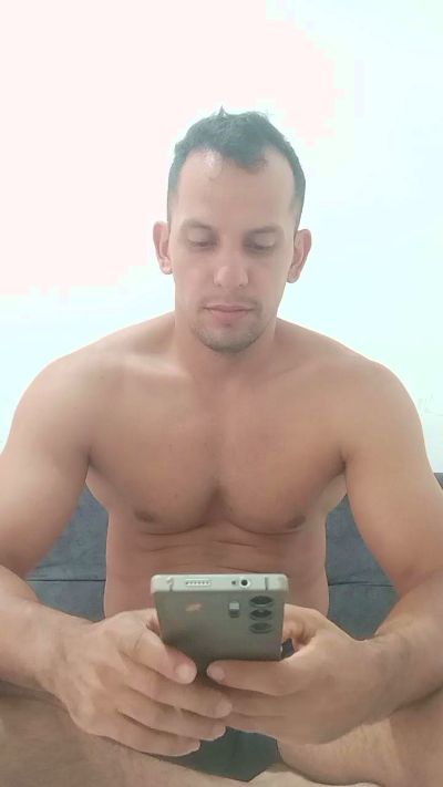 andresperez_1 from United States