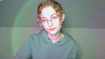 crazy_c_urly from United Kingdom