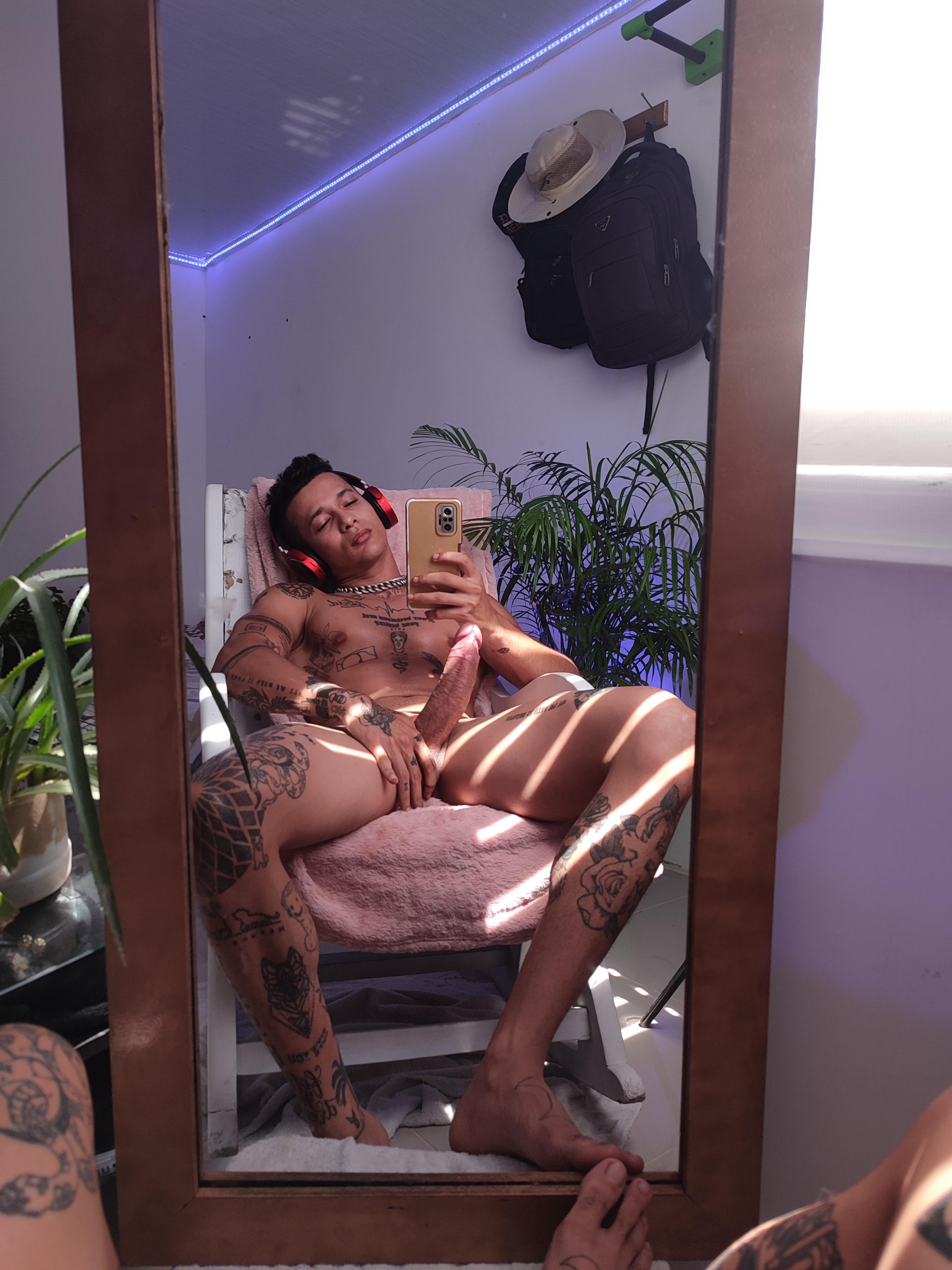 george_prince20 from Colombia