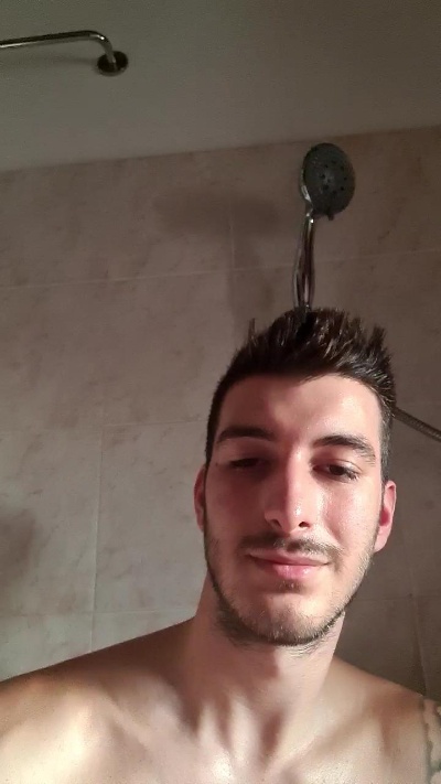 matt22cam2 from Italy