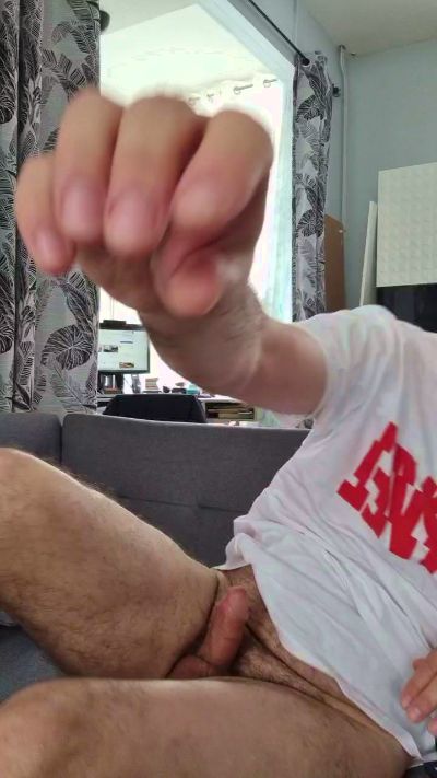pussy_licker52 from France