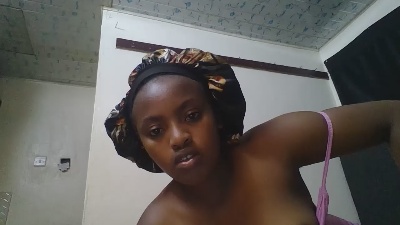 sexybexy1 from Kenya